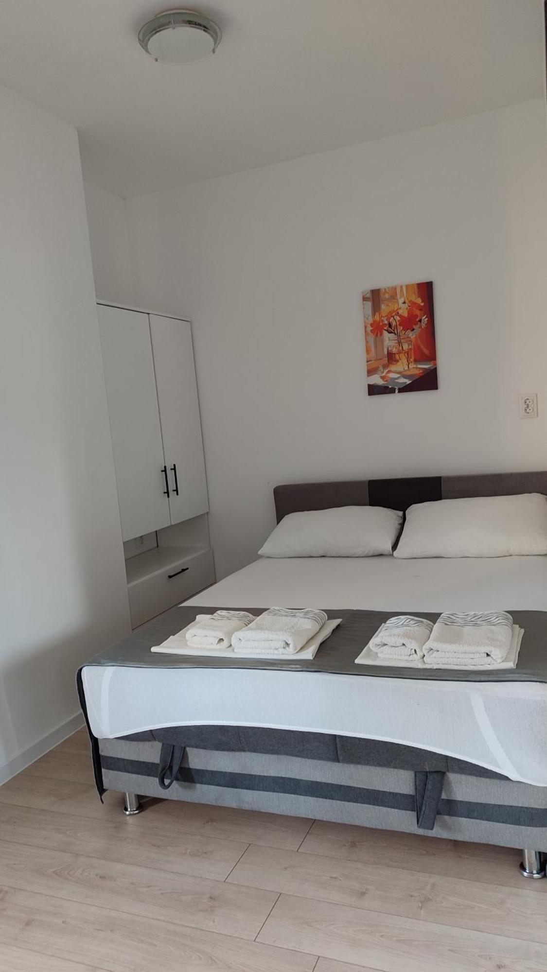 Apartments Glibic ซาโอสโตรก ภายนอก รูปภาพ